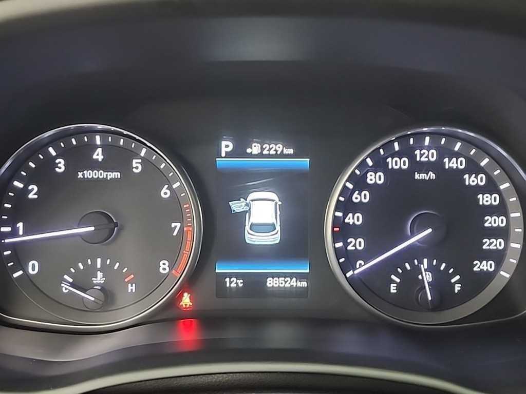 HYUNDAI i30 - Vista 6