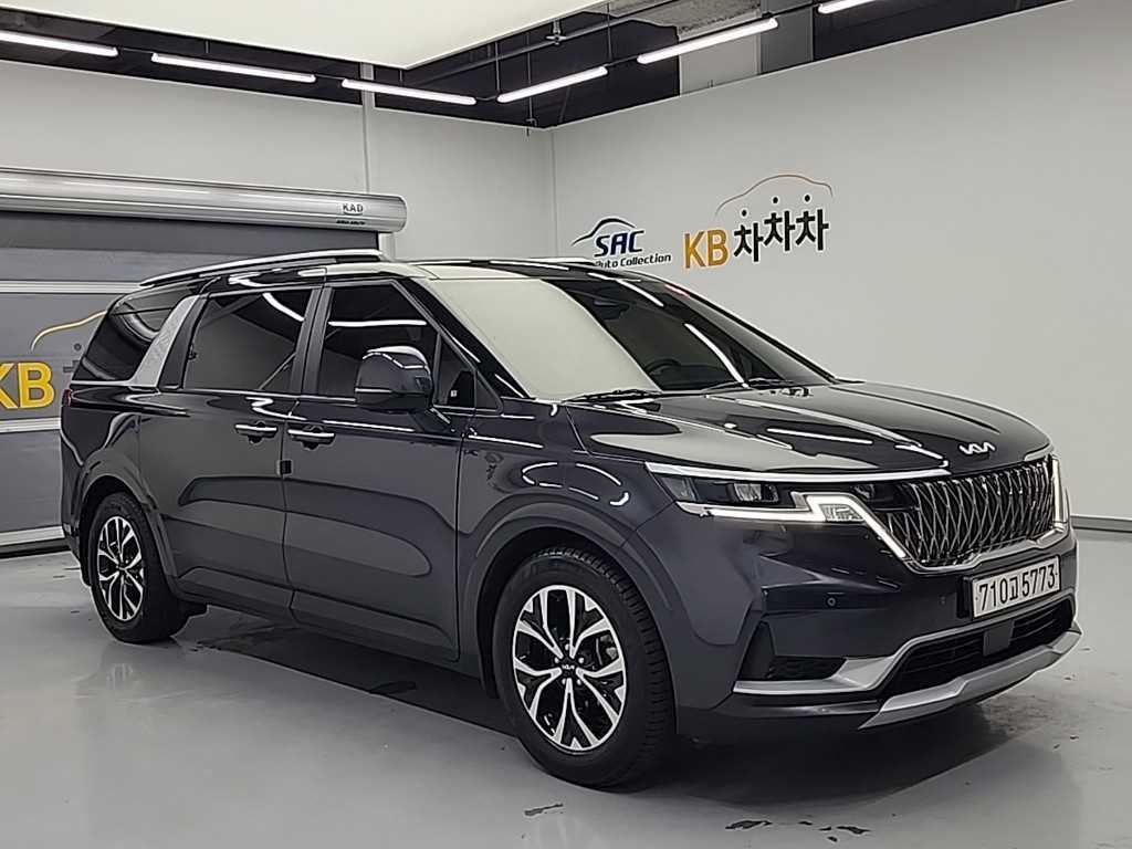 KIA Carnival - Vista 4