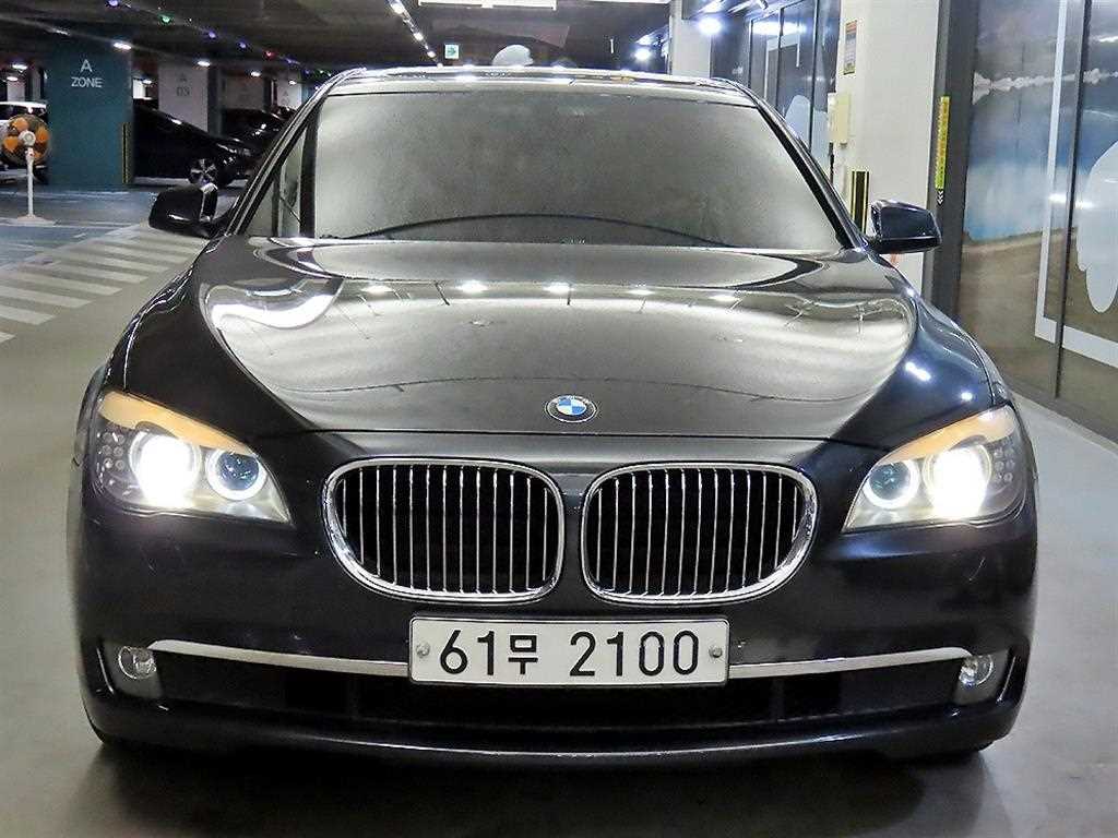 BMW 7 Series - Vista 2