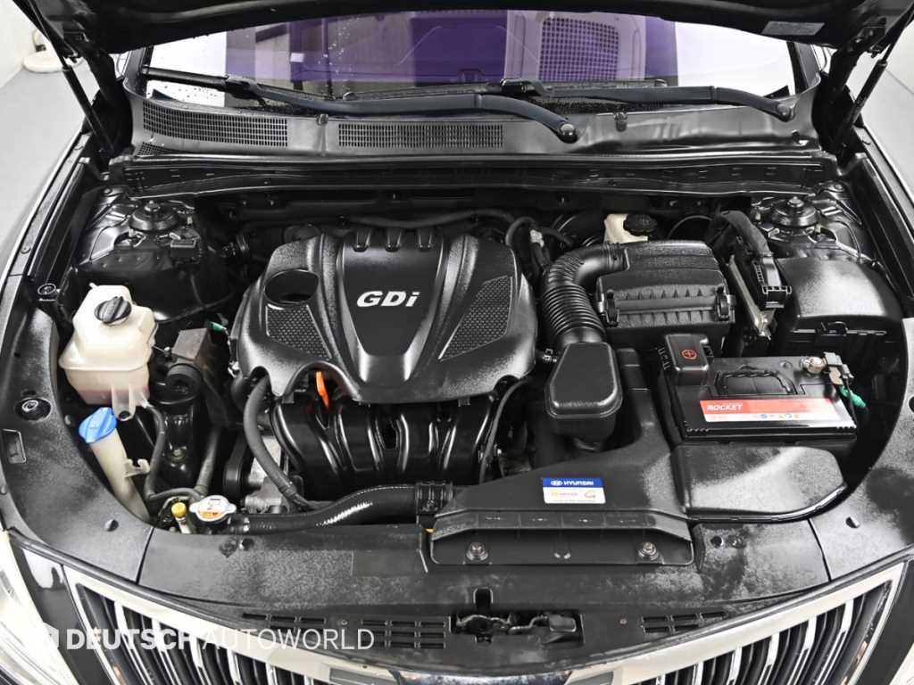 HYUNDAI Grandeur - Vista 6