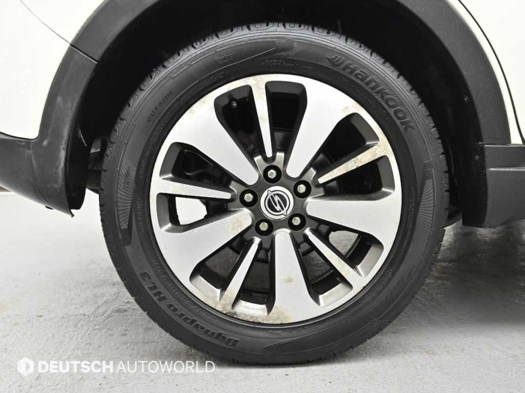 Ssangyong Korando - Vista 6