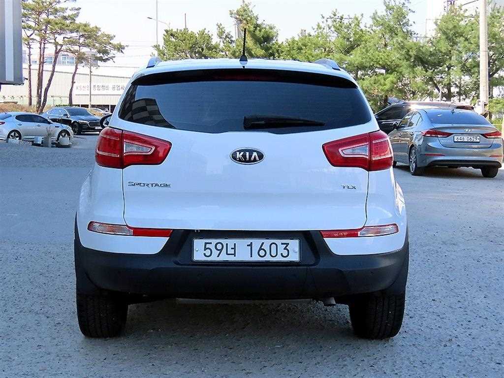 KIA Sportage - Vista 4