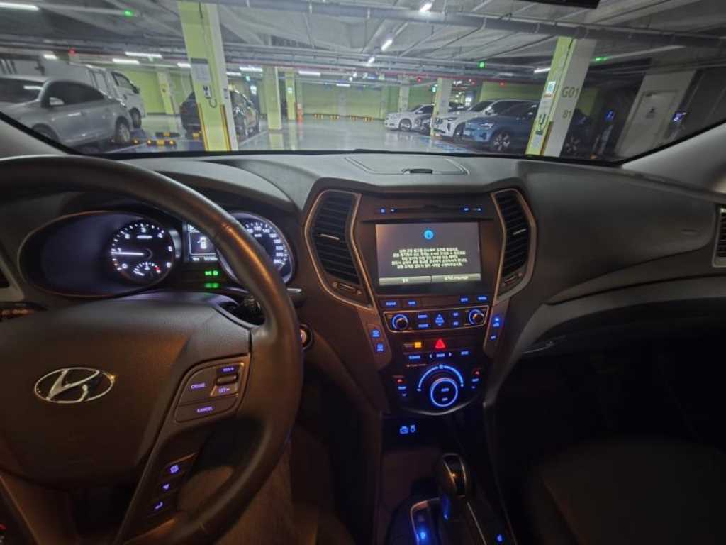 HYUNDAI Santa Fe - Vista 6