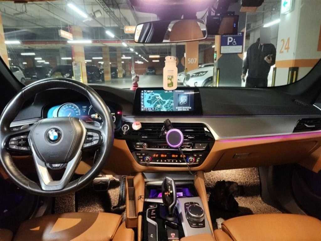 BMW 5 Series - Vista 3