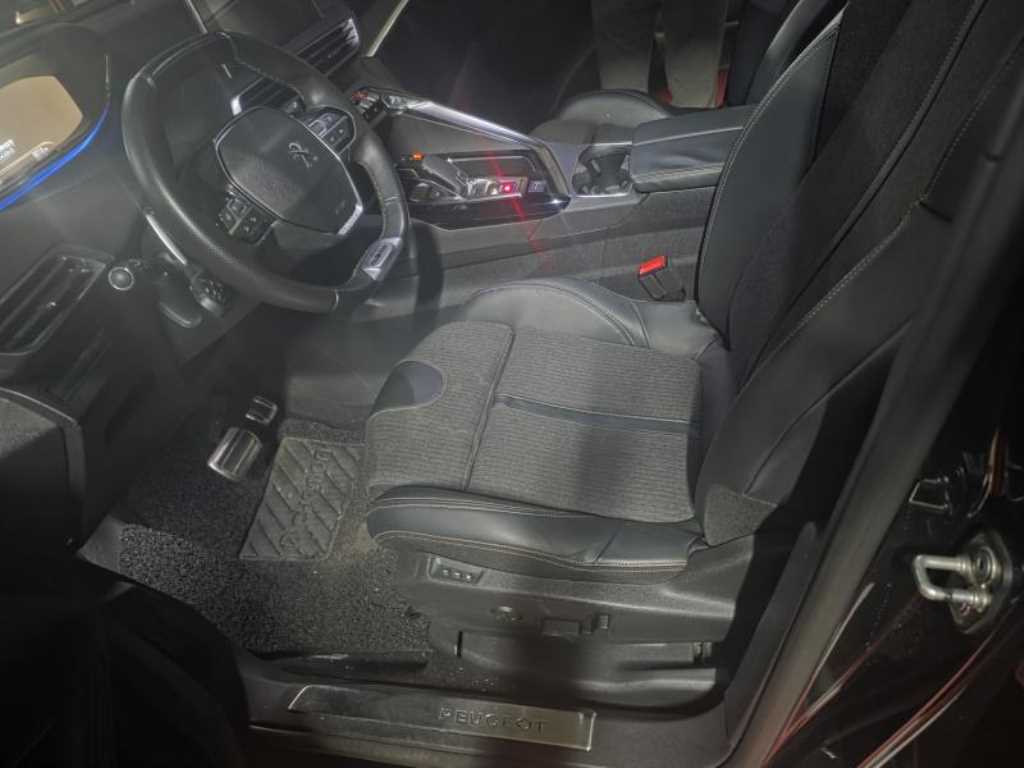 Peugeot 5008 - Vista 7