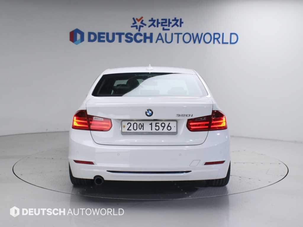 [BMW]3시리즈 (F30) 320i - миниатюра 4