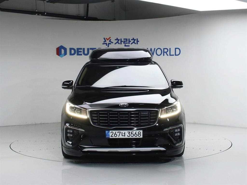 KIA Carnival - Vista 3