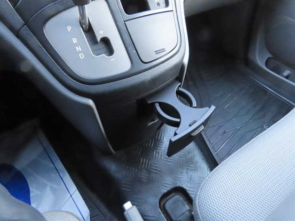 HYUNDAI Starex 2010 - Importación desde Corea - HF Imports Iquique - Foto 14