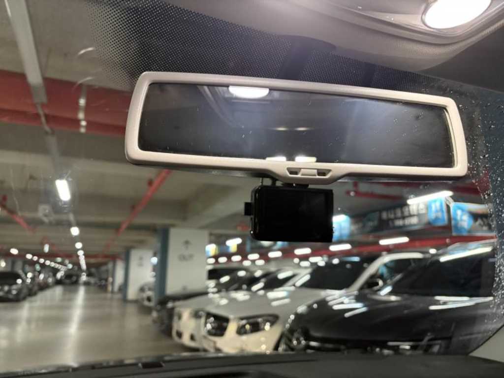 Volkswagen Tiguan - Vista 8