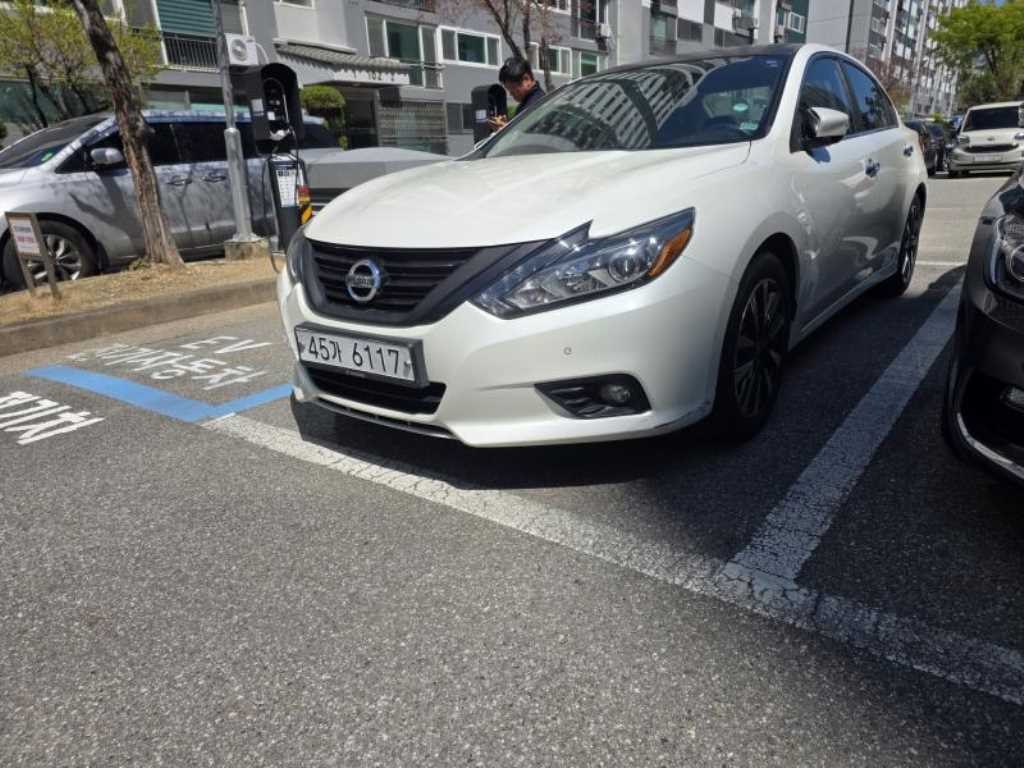 Nissan Altima 2018 Blanco - Importación desde Corea - HF Imports Iquique - Foto 1