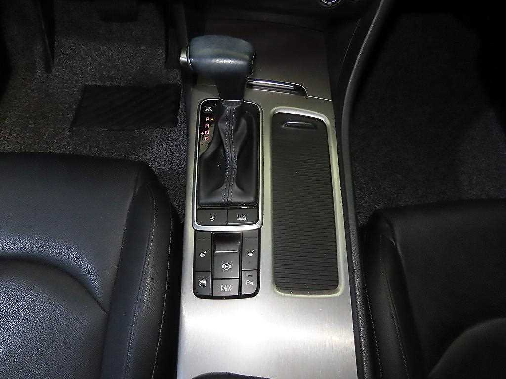 KIA K5 - Vista 12