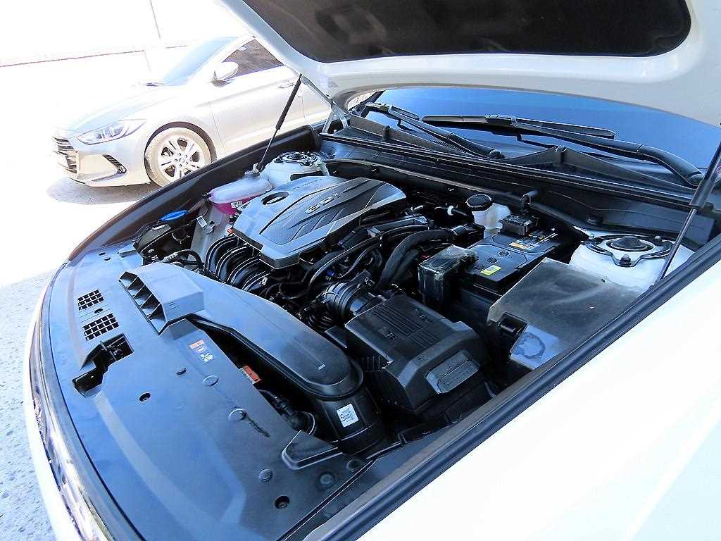 HYUNDAI Grandeur 2023 Blanco - Importación desde Corea - HF Imports Iquique - Foto 19