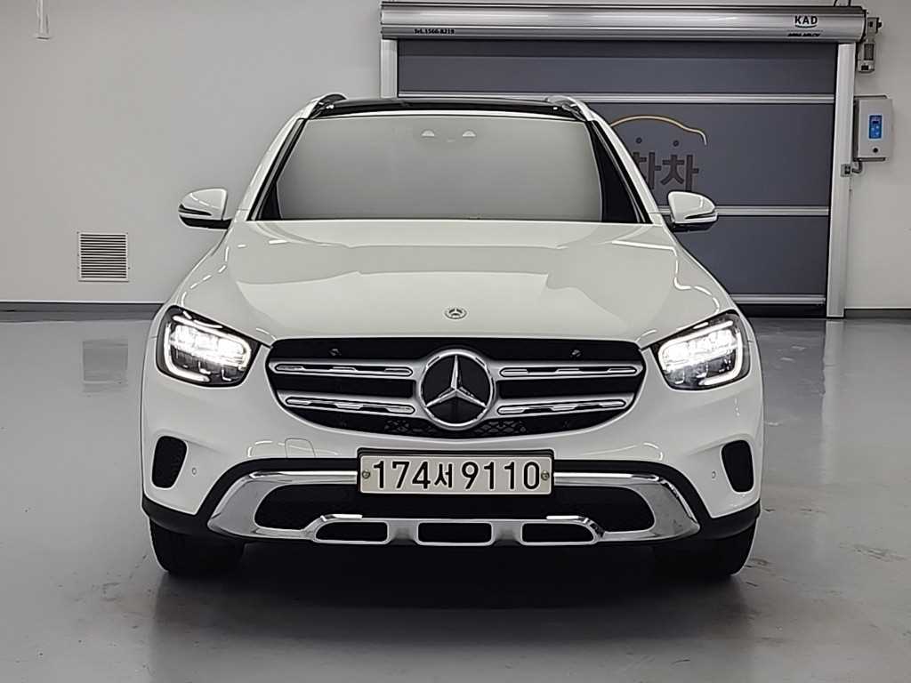 Mercedes Benz GLC Class - Vista 2