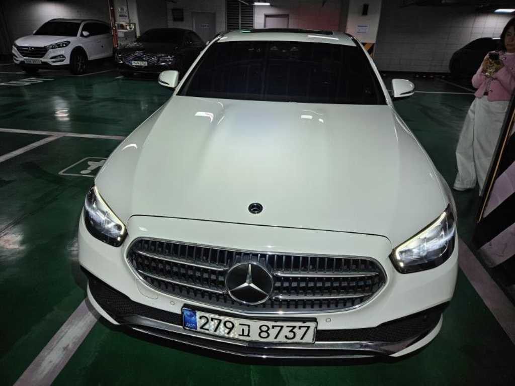 Mercedes Benz E class 2021 Blanco - Importación desde Corea - HF Imports Iquique - Foto 1