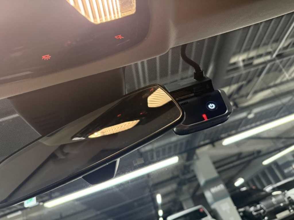 BMW 3 series 2022 Negro - Importación desde Corea - HF Imports Iquique - Foto 16