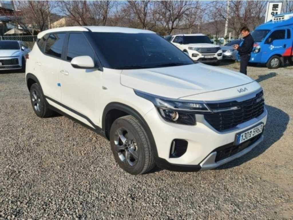 KIA Seltos - Vista 3