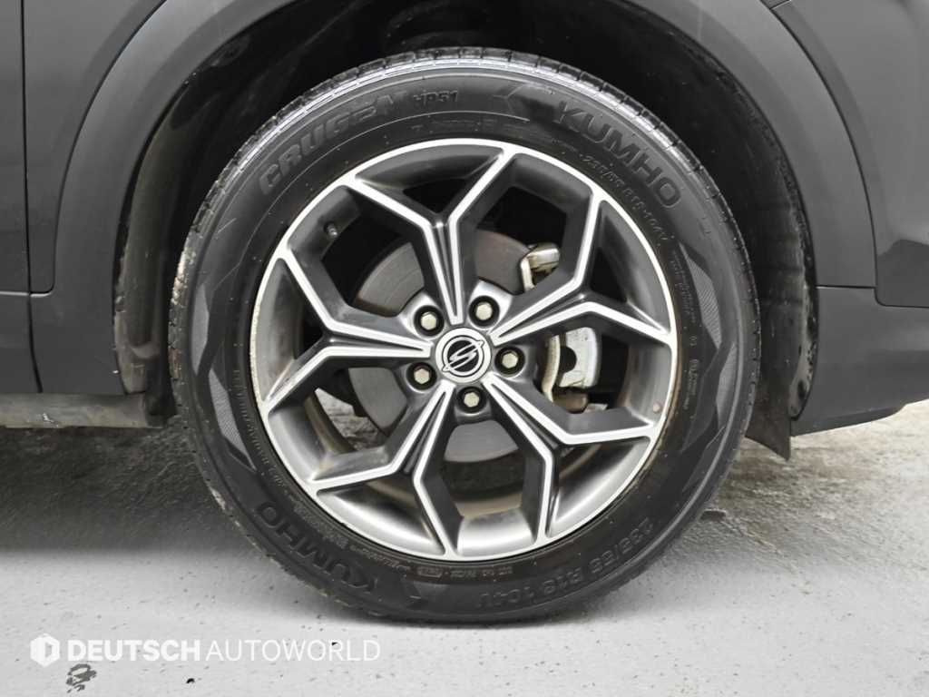 Ssangyong Korando - Vista 5