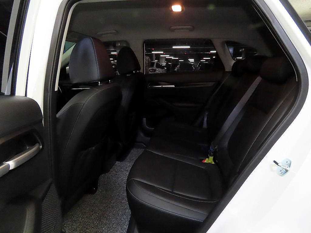 KIA Seltos - Vista 7