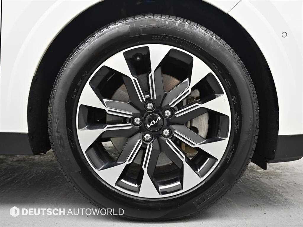 KIA Carnival - Vista 5