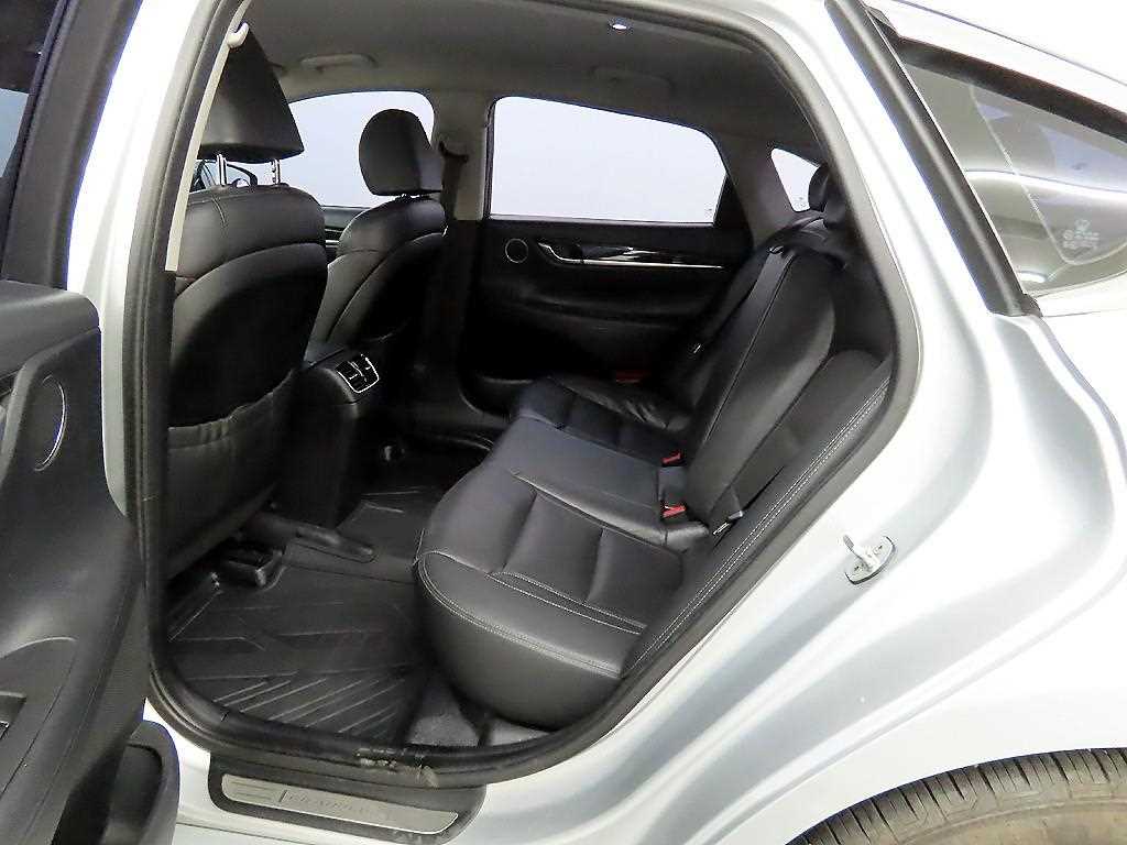 HYUNDAI Grandeur - Vista 6