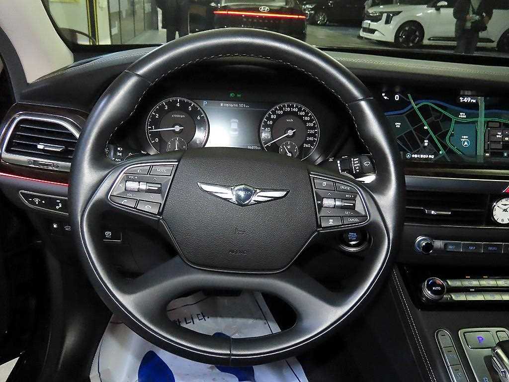 Genesis G90 - Vista 8