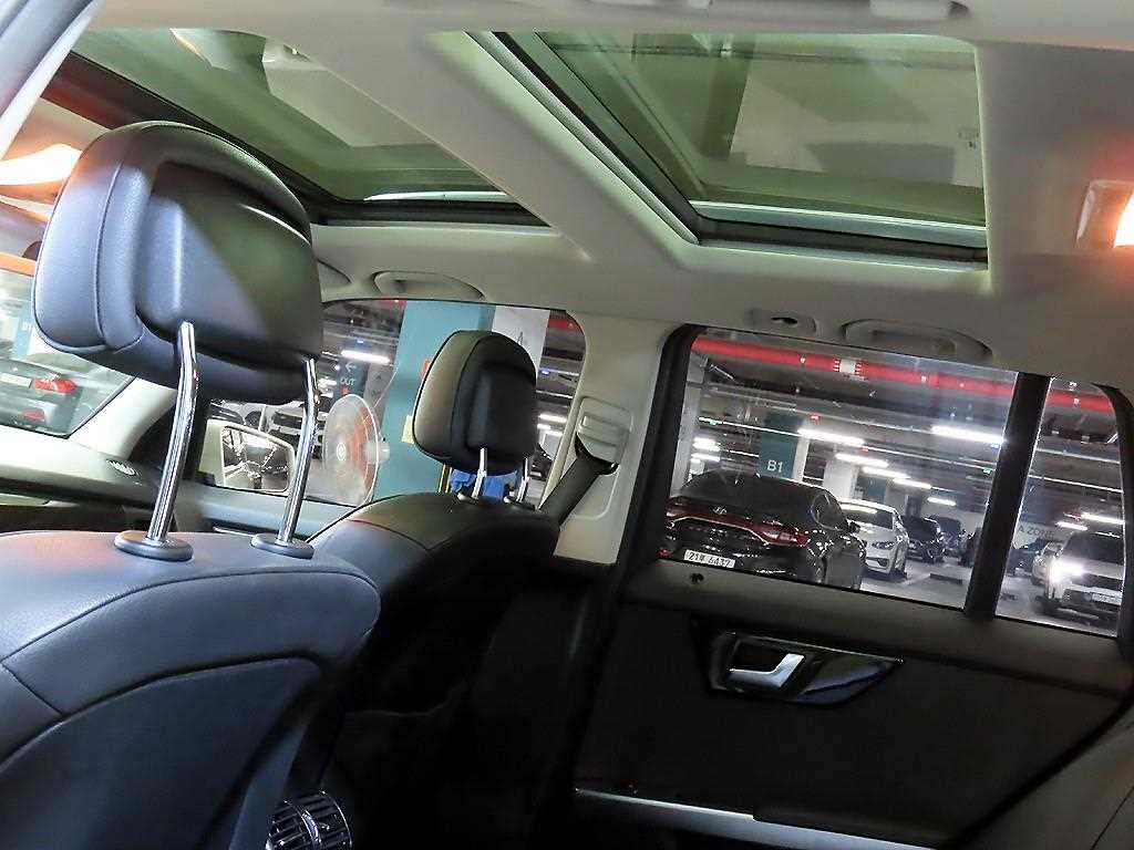 Mercedes Benz GLK Class 2012 Blanco - Importación desde Corea - HF Imports Iquique - Foto 17