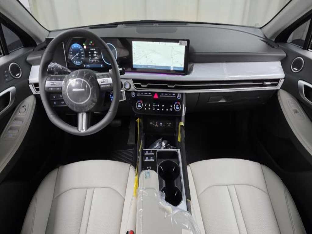 HYUNDAI Sonata - Vista 7