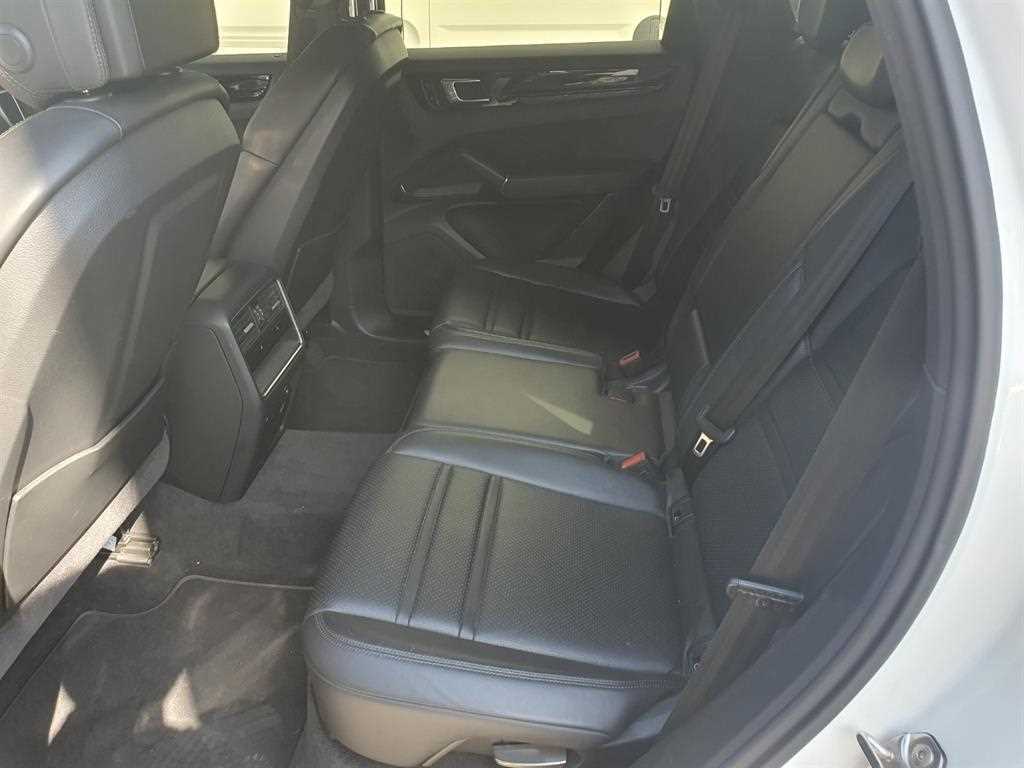 Porsche Cayenne - Vista 6
