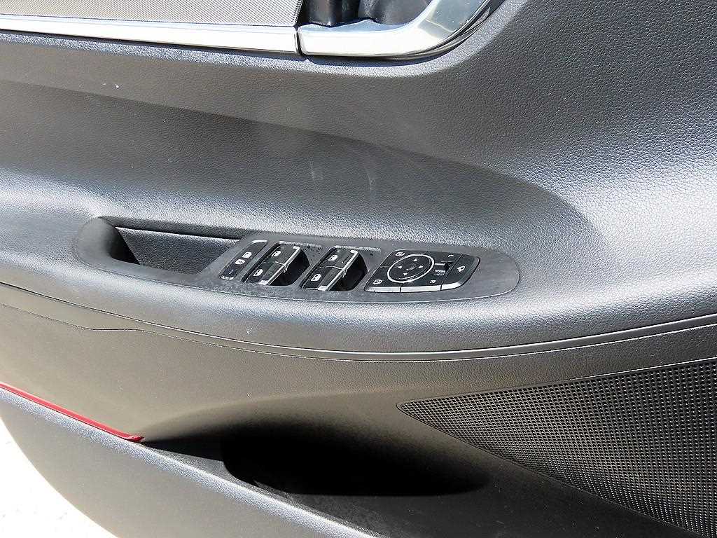 HYUNDAI Grandeur - Vista 11