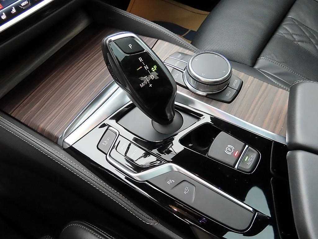 BMW 5 Series - Vista 11