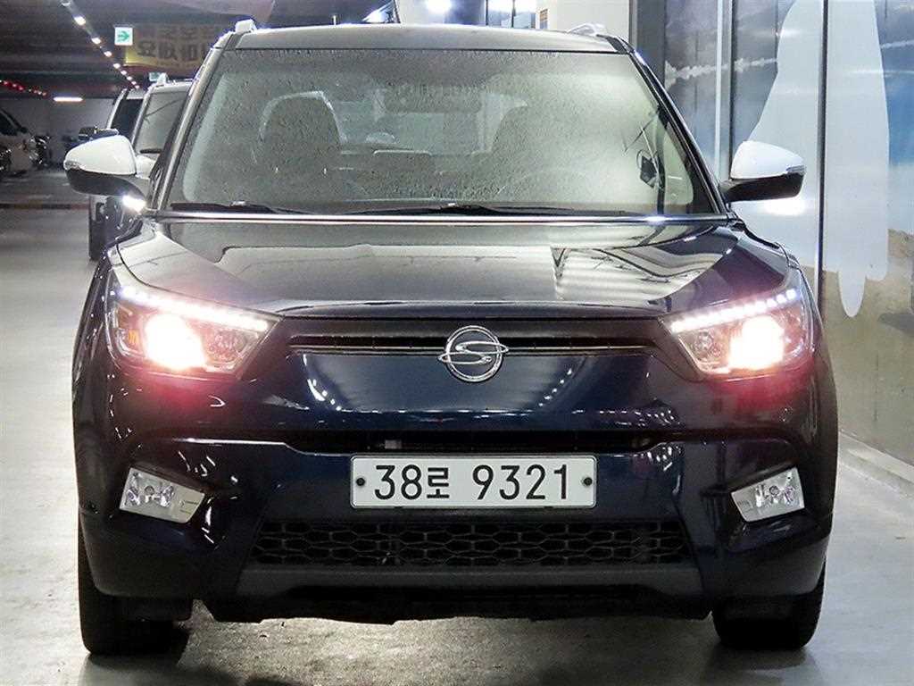 Ssangyong Tivoli - Vista 2