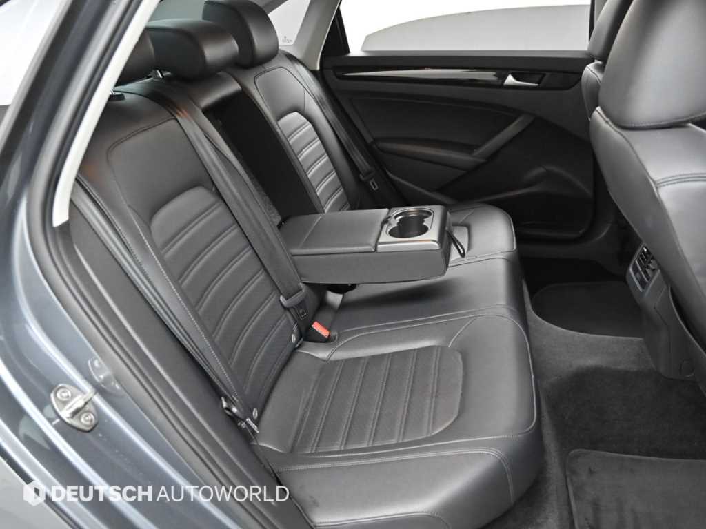 Volkswagen Passat - Vista 12
