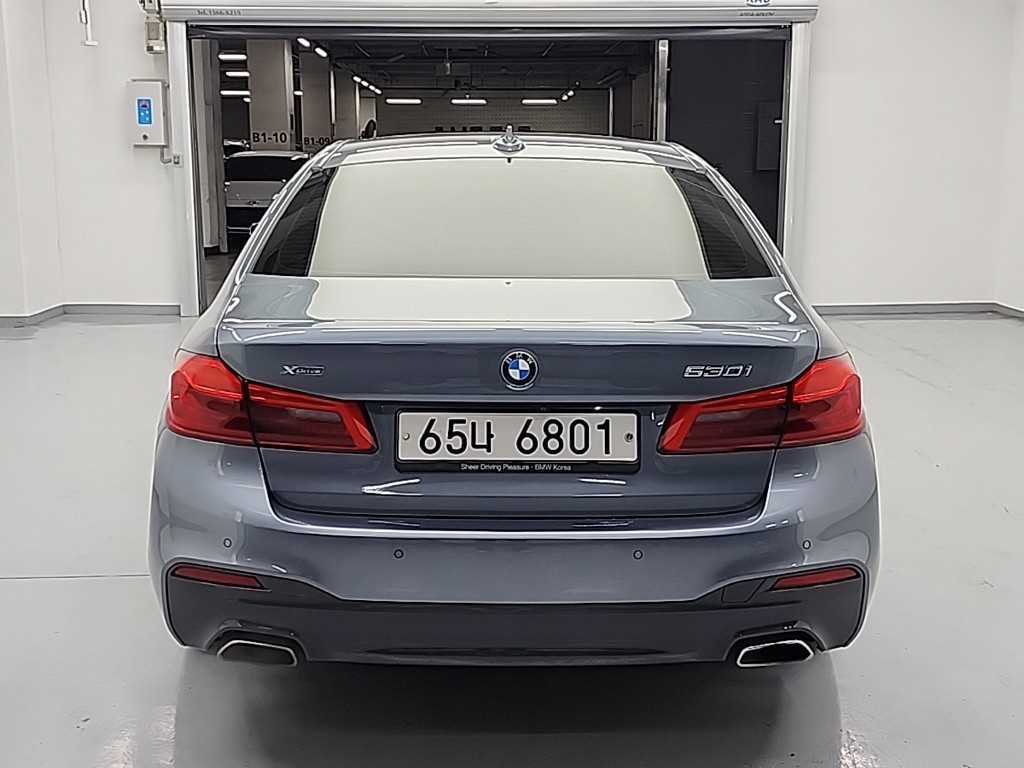 BMW 5 Series - Vista 3