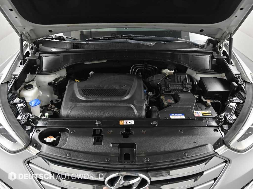 HYUNDAI Santa Fe - Vista 6