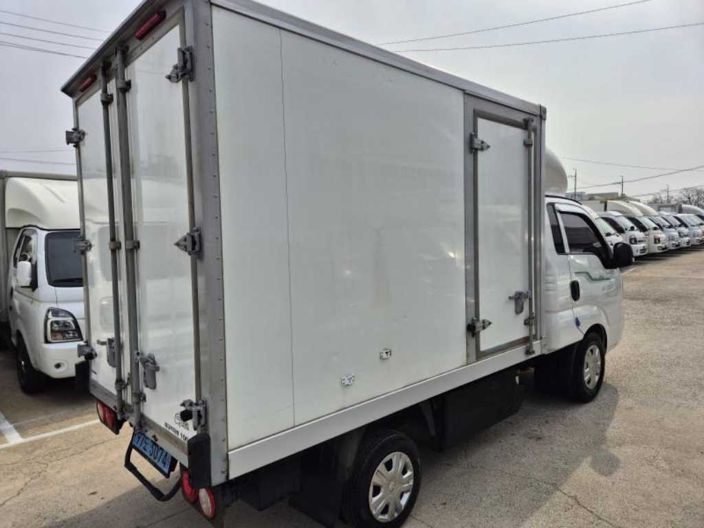 [소형화물][하이내장탑]봉고3 (EV) 1.0톤/킹캡/초장축/플러스형 - миниатюра 5