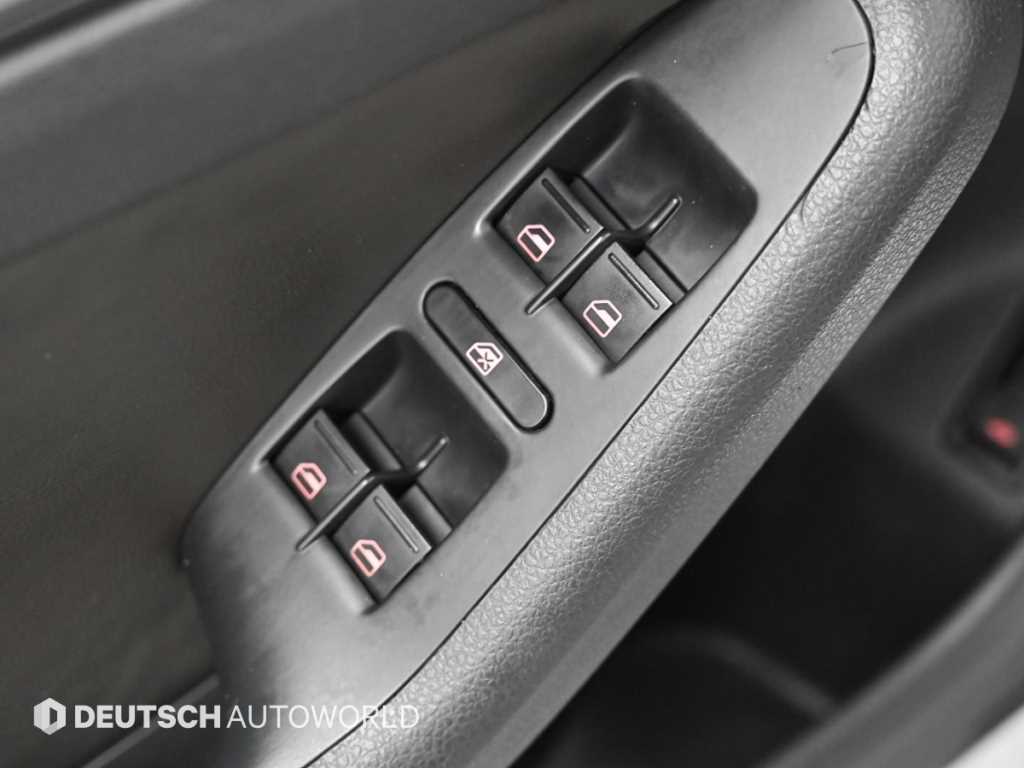 Volkswagen Jetta 2011 Plateado - Importación desde Corea - HF Imports Iquique - Foto 15