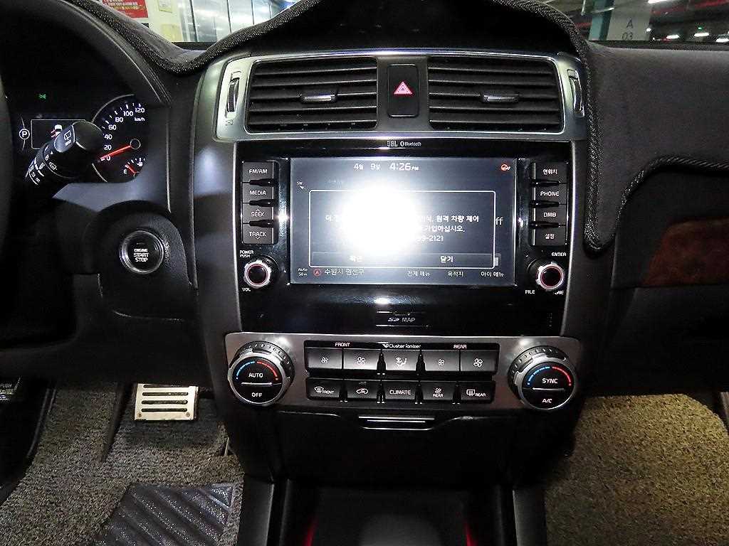 KIA Mohave - Vista 11