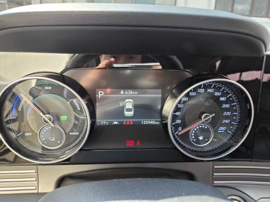 HYUNDAI Grandeur - Vista 3