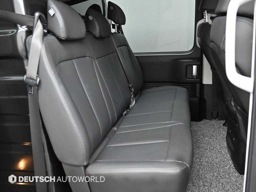 HYUNDAI Staria - Vista 12