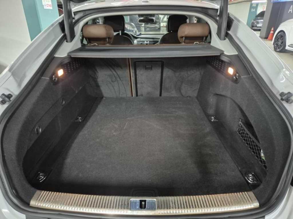 Audi A7 - Vista 5
