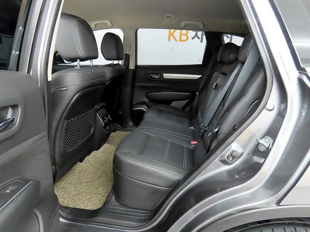 SAMSUNG QM6 - Vista 6