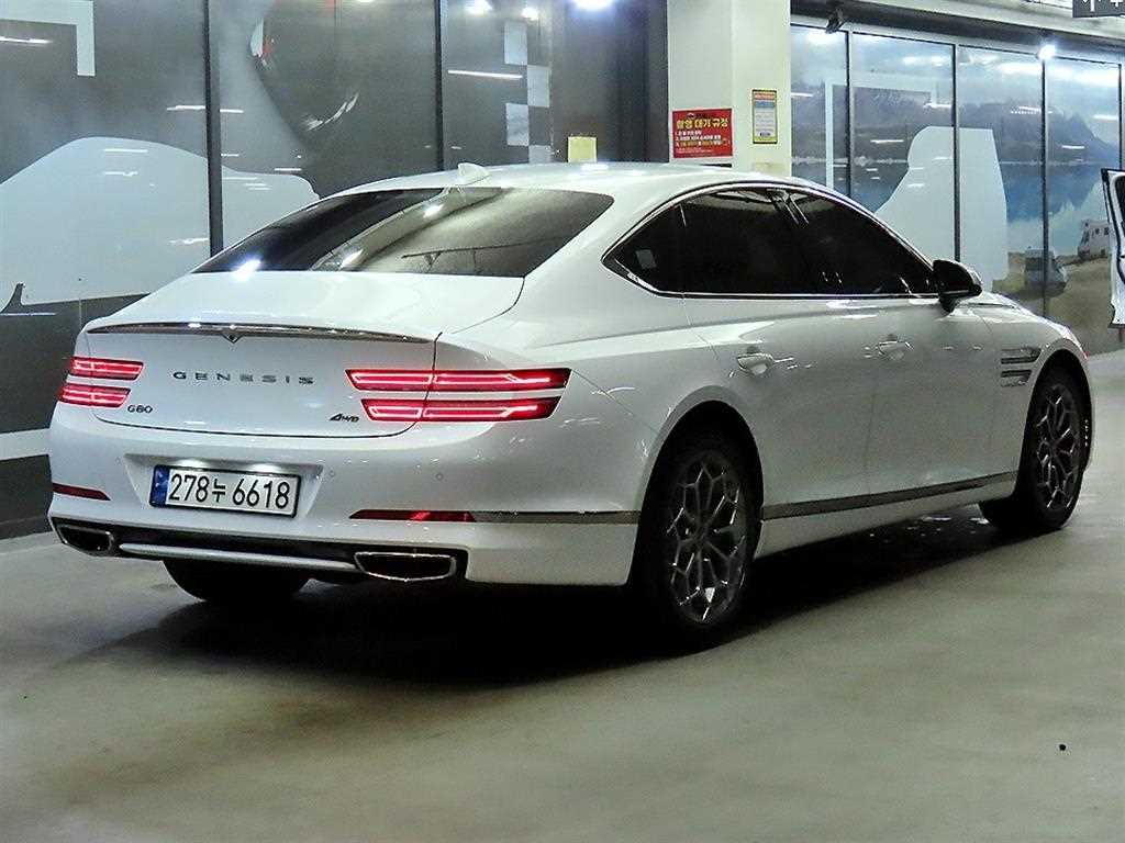 Genesis G80 - Vista 4