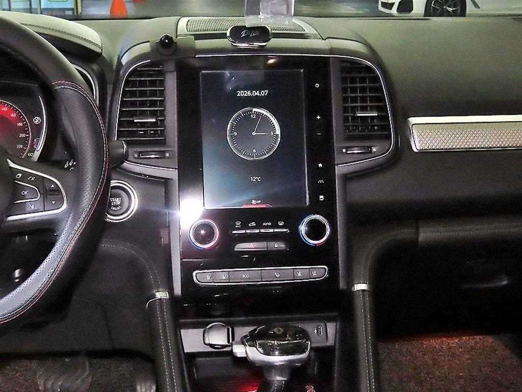 SAMSUNG QM6 - Vista 11