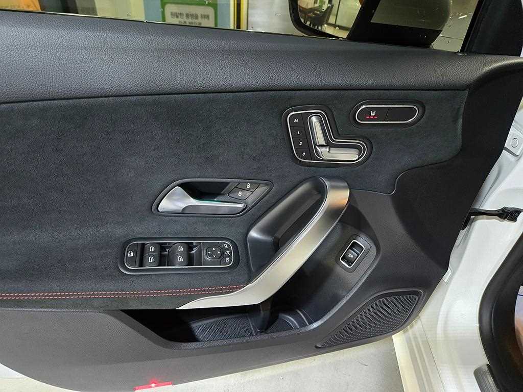 Mercedes Benz A Class 2020 Blanco - Importación desde Corea - HF Imports Iquique - Foto 14