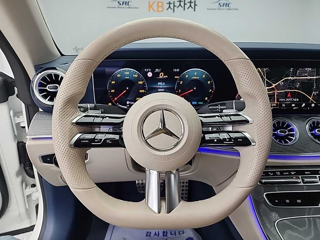 Mercedes Benz E class - Vista 9