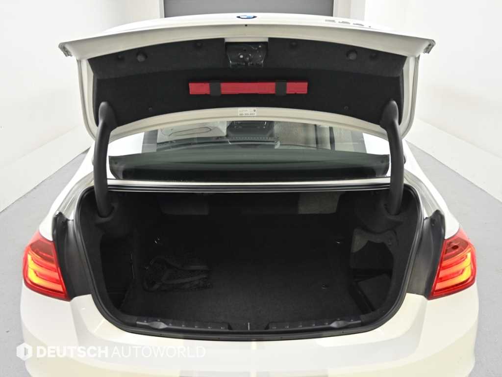 [BMW]3시리즈 (F30) 320i - миниатюра 19