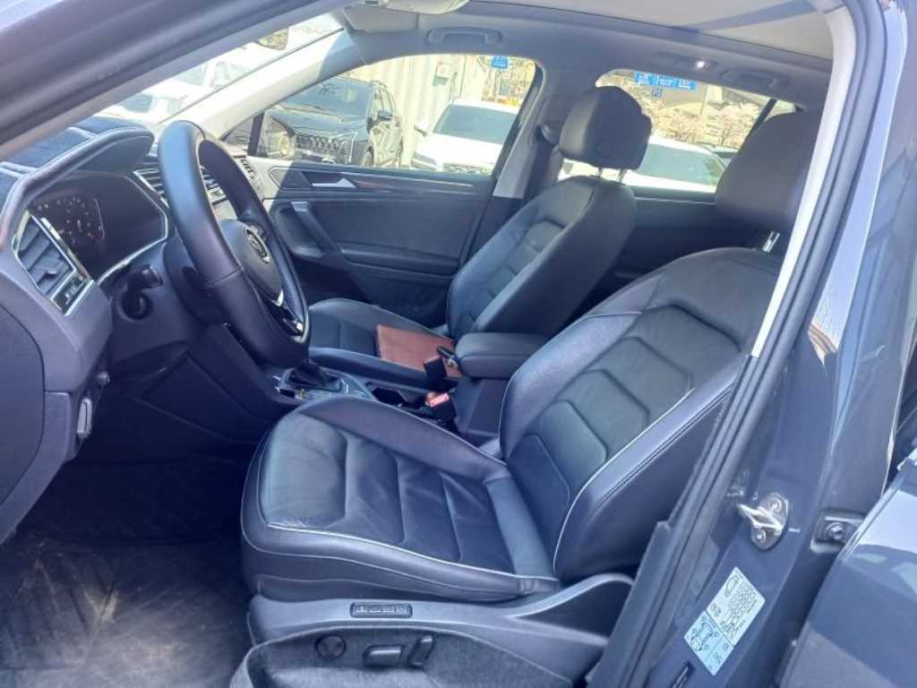 Volkswagen Tiguan - Vista 9