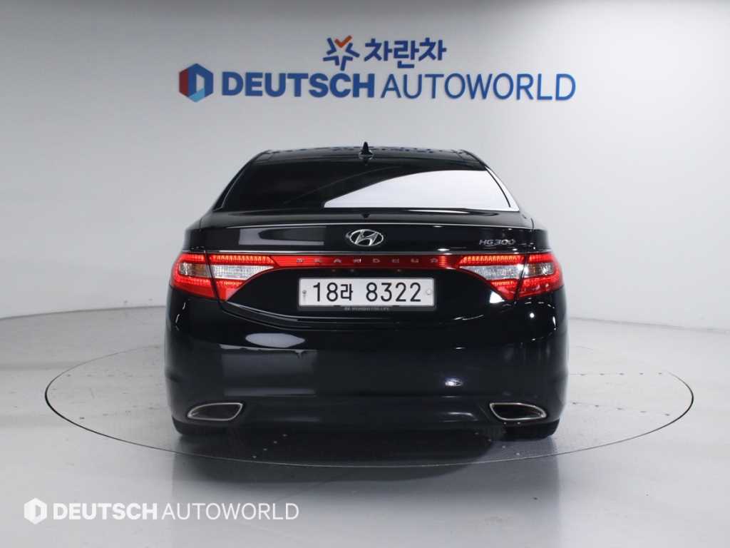 HYUNDAI Grandeur - Vista 4