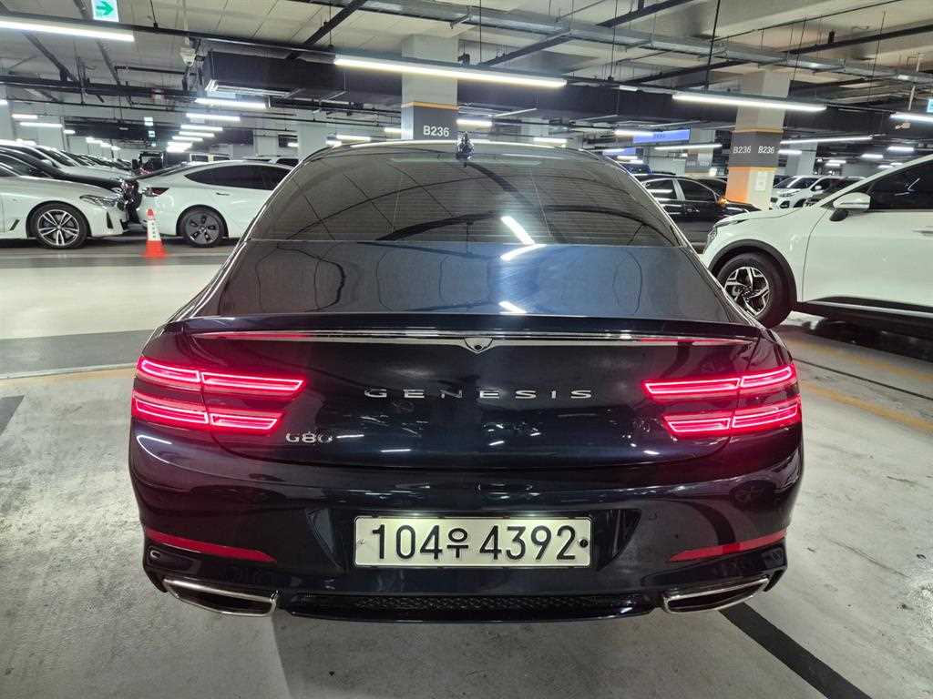 Genesis G80 - Vista 5