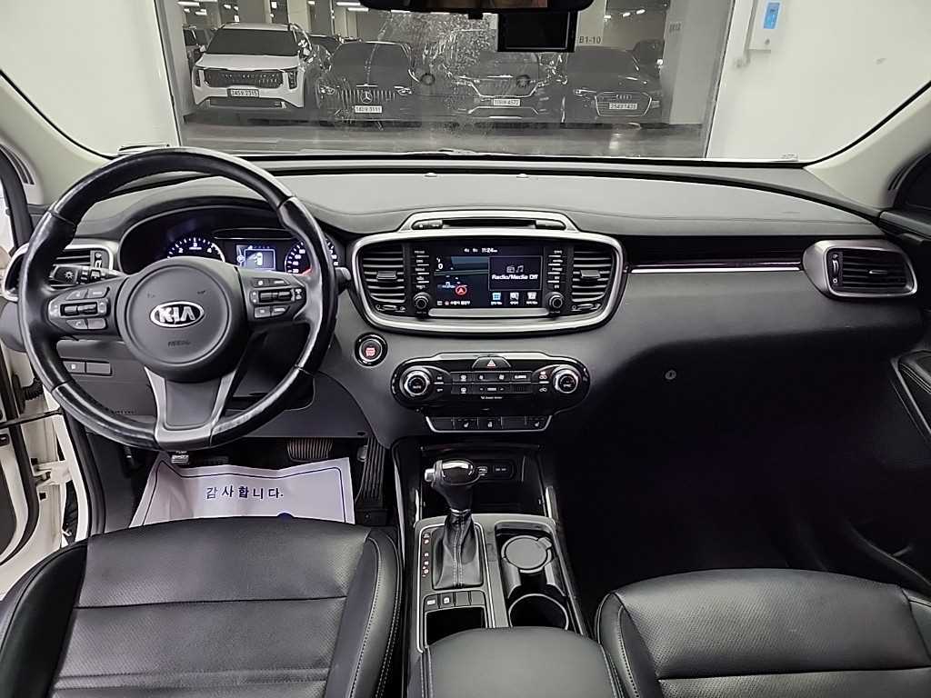 KIA Sorento - Vista 7
